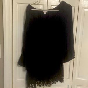 ❣️NEWPORT 1962 NAVY BLUE SHIRT WITH SCALLOPED BOTTOM 💕